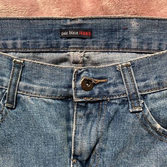 Distressed mini-skirt (never worn ) - Picture 2 of 2